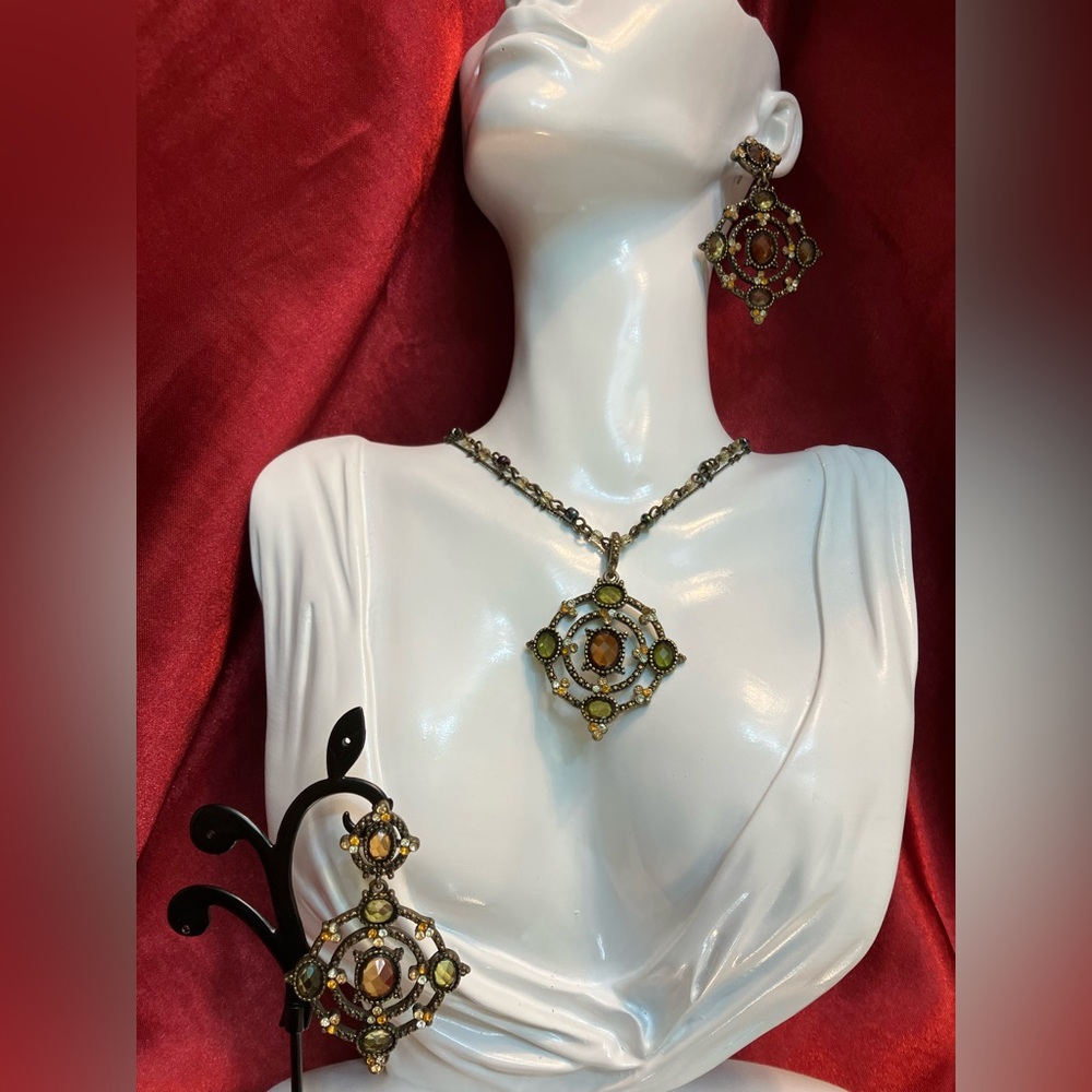Avon Gold and Green Statement Necklace Earrings Set